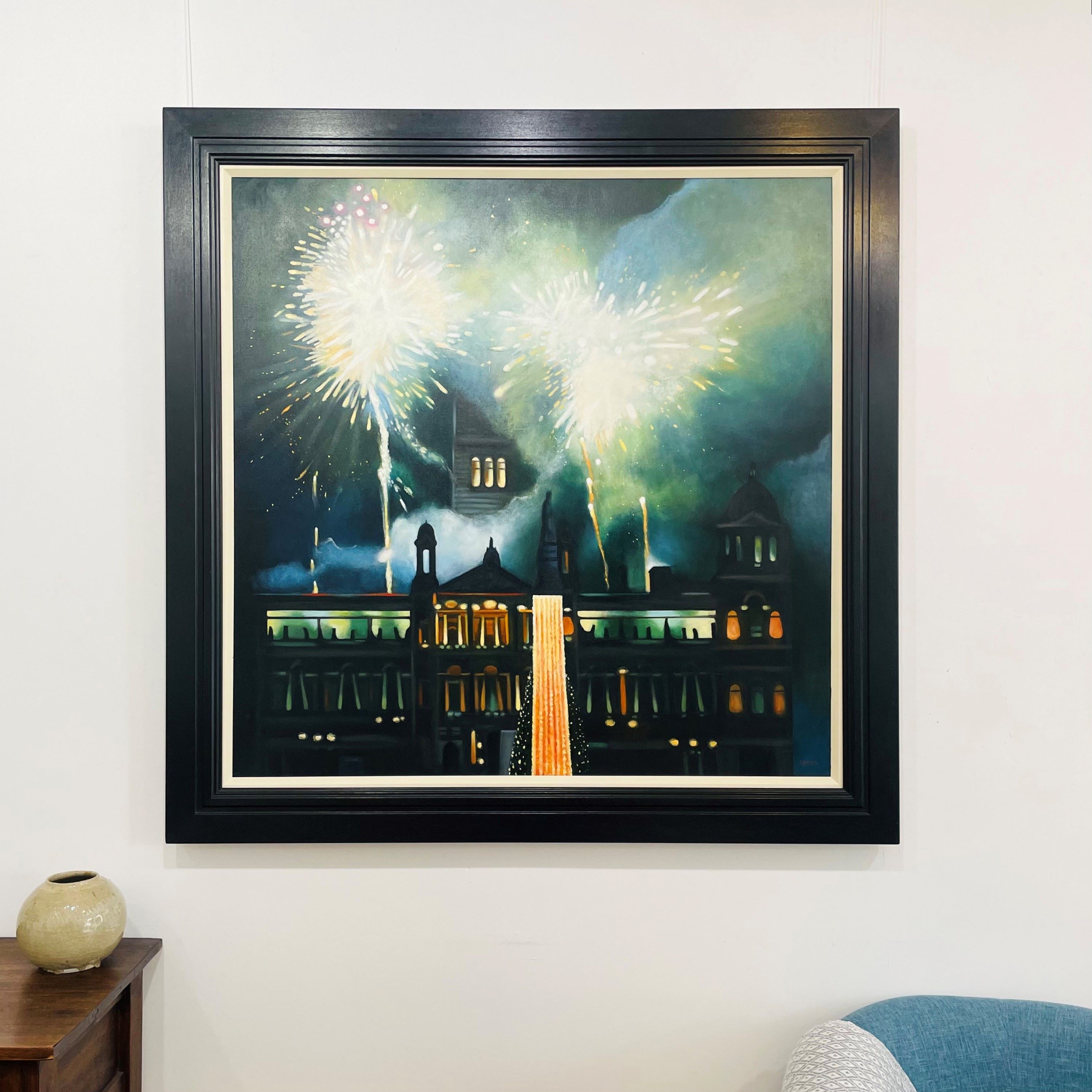'Fireworks, Green and Gold' by artist Lesley Banks